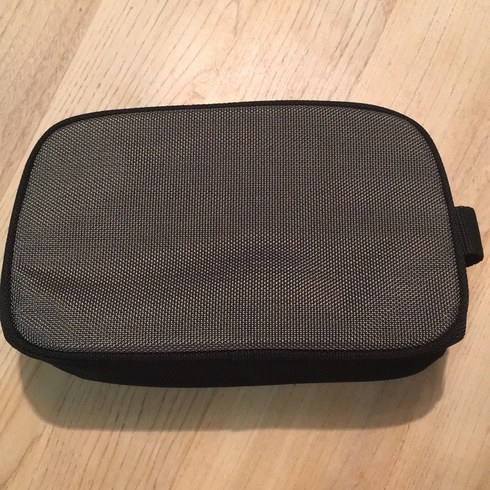 NIB Mary Kay Men’s toiletry bag